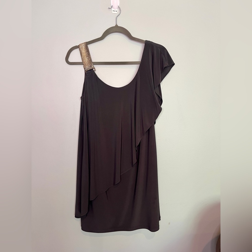 Betsy & Adam One-Shoulder Dress in Black with Gold Accent - Size 8P